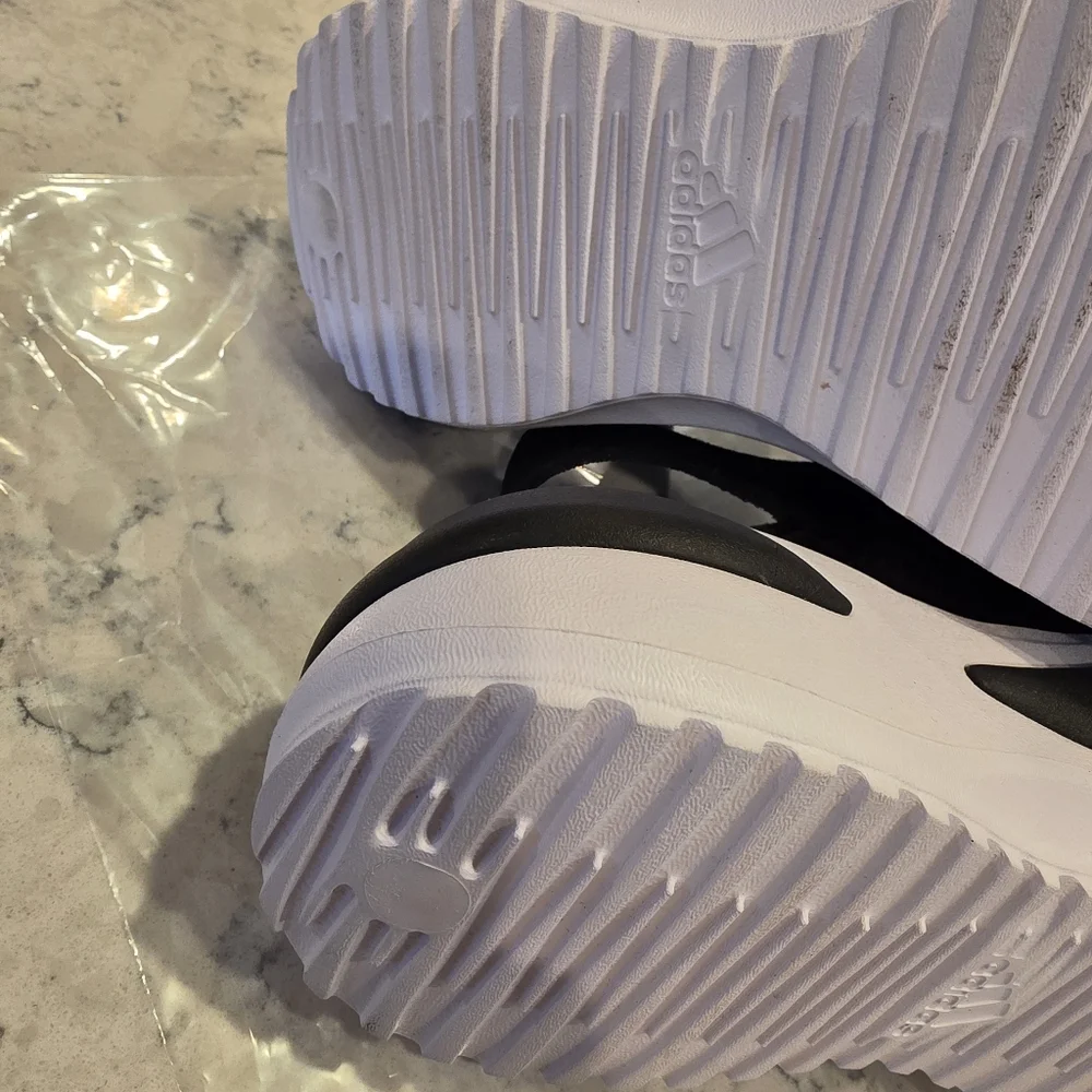 Adidas Mehana Platform Sandals Women’s Size 11 Black/White NWT!